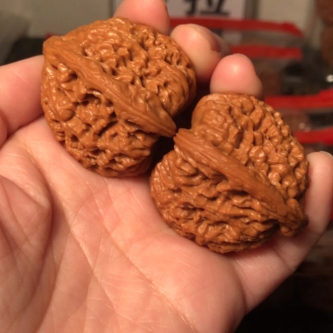 【闪购商品】文玩核桃把件南疆石39