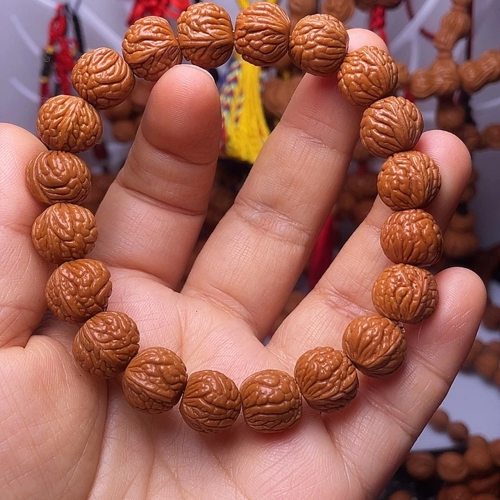 桃核吊坠龙纹桃枭