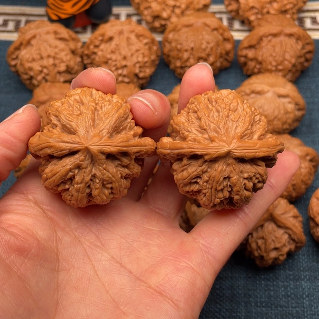 張***樂把件文玩核桃44粗筋