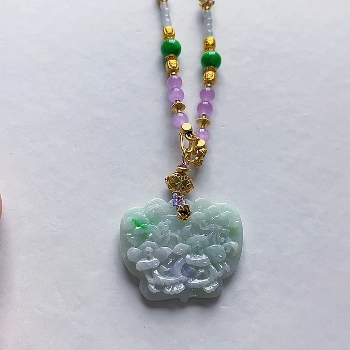 翡翠未镶嵌吊坠(赠链)炸福利