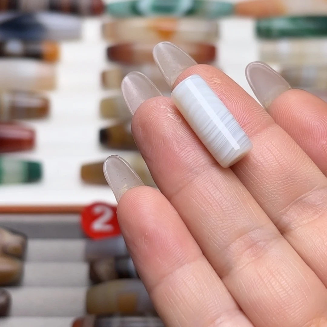 玛瑙/玉髓合金颈饰