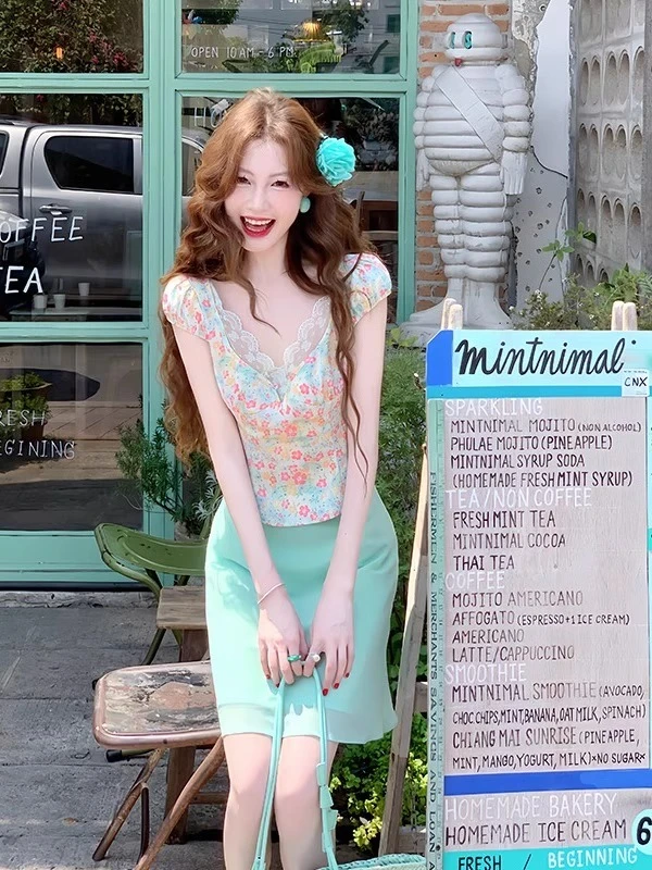 夏季小清新套装甜美蕾丝碎花上衣高腰半身裙小个子修身显瘦两件套