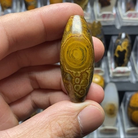 未镶嵌玛瑙/玉髓珠宝奇石