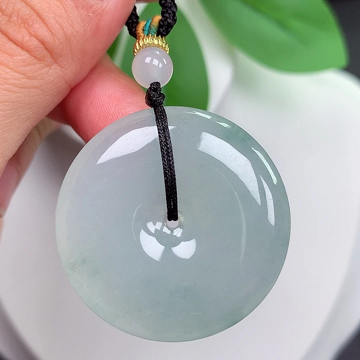 颈饰未镶嵌翡翠平安扣 34.1x5.9mm