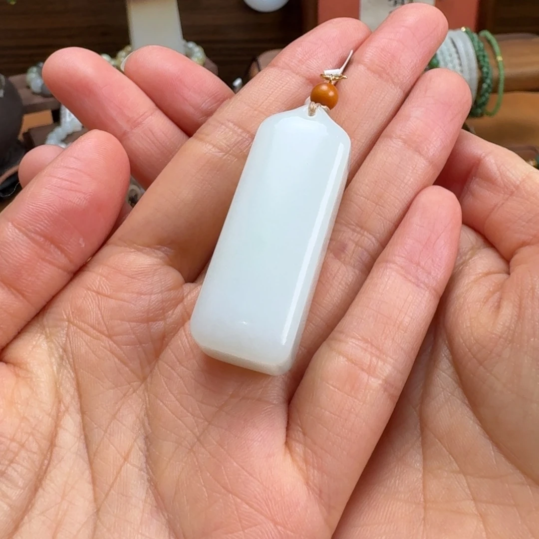 和田玉（糖玉）未镶嵌手链