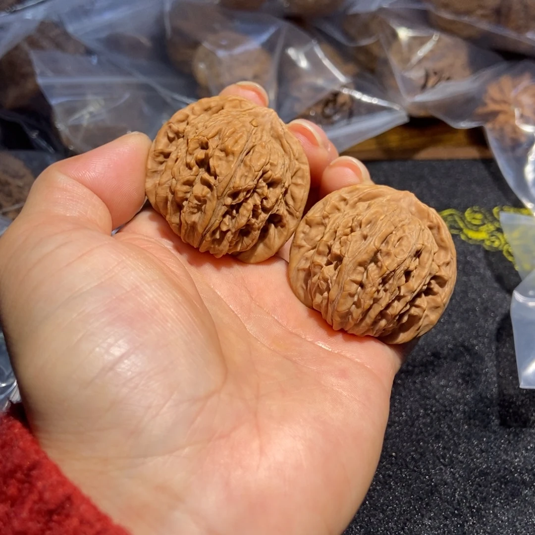 文玩核桃吊坠四座楼狮子头50