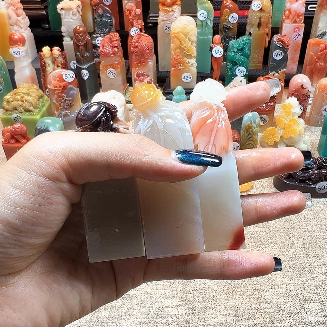 大***糖寿山石印石寿山石雕刻