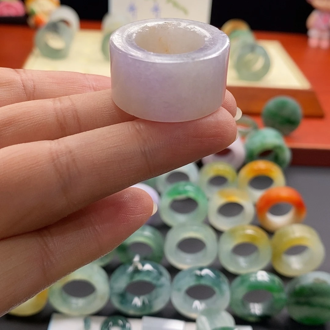 未镶嵌定制翡翠翡翠