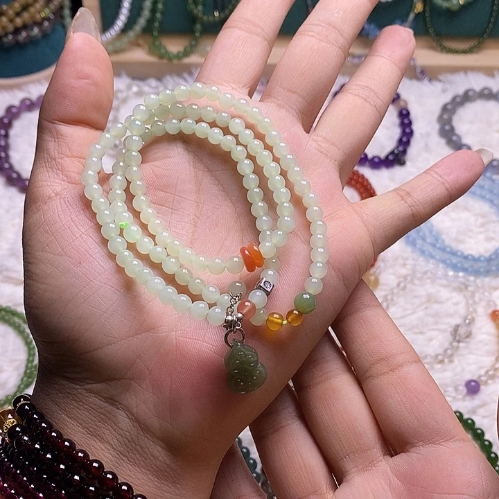 和田玉未镶嵌颈饰和田玉三圈