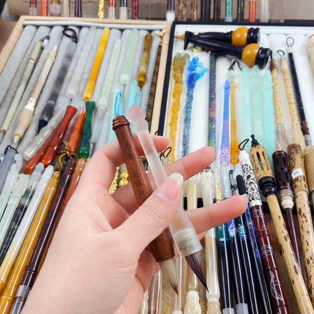 小粉桃和墨舞各一支