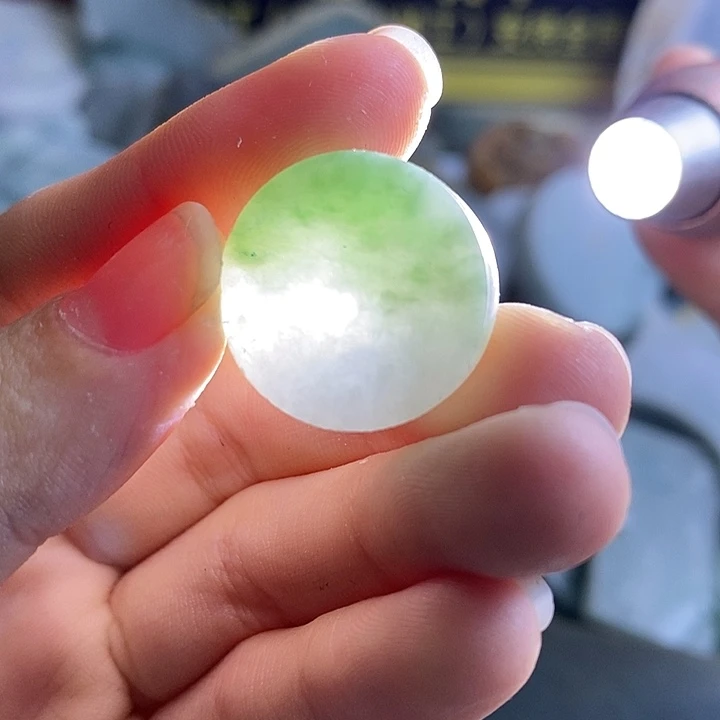 翡翠裸石纯天然翡翠