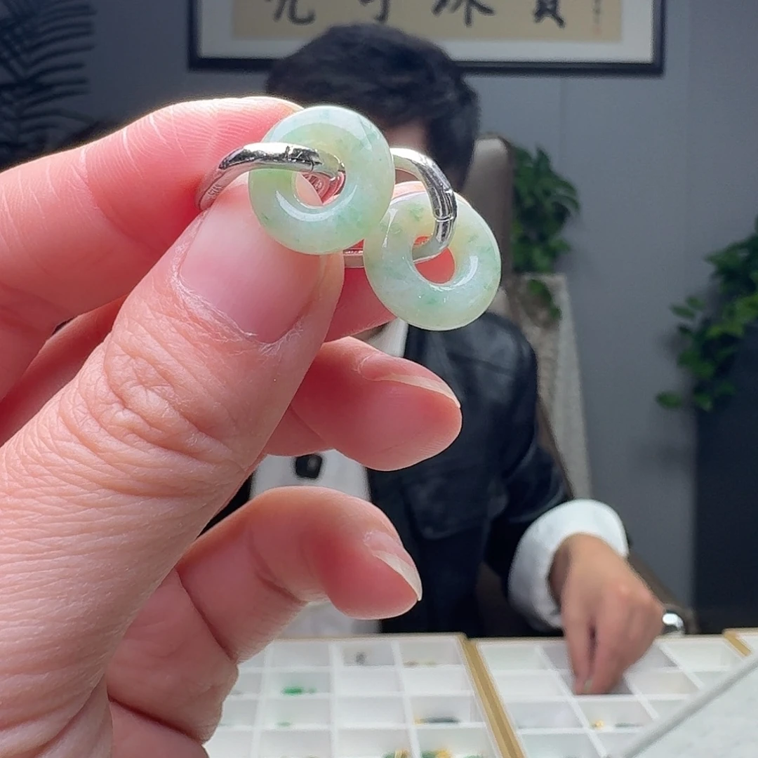 翡翠银S925镶嵌耳饰天然