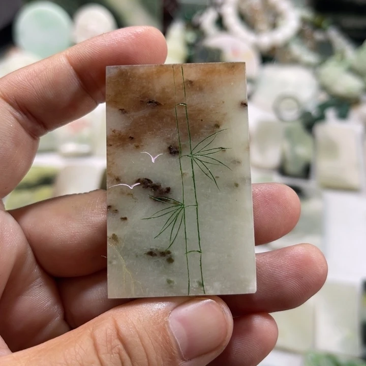 独山玉未镶嵌颈饰