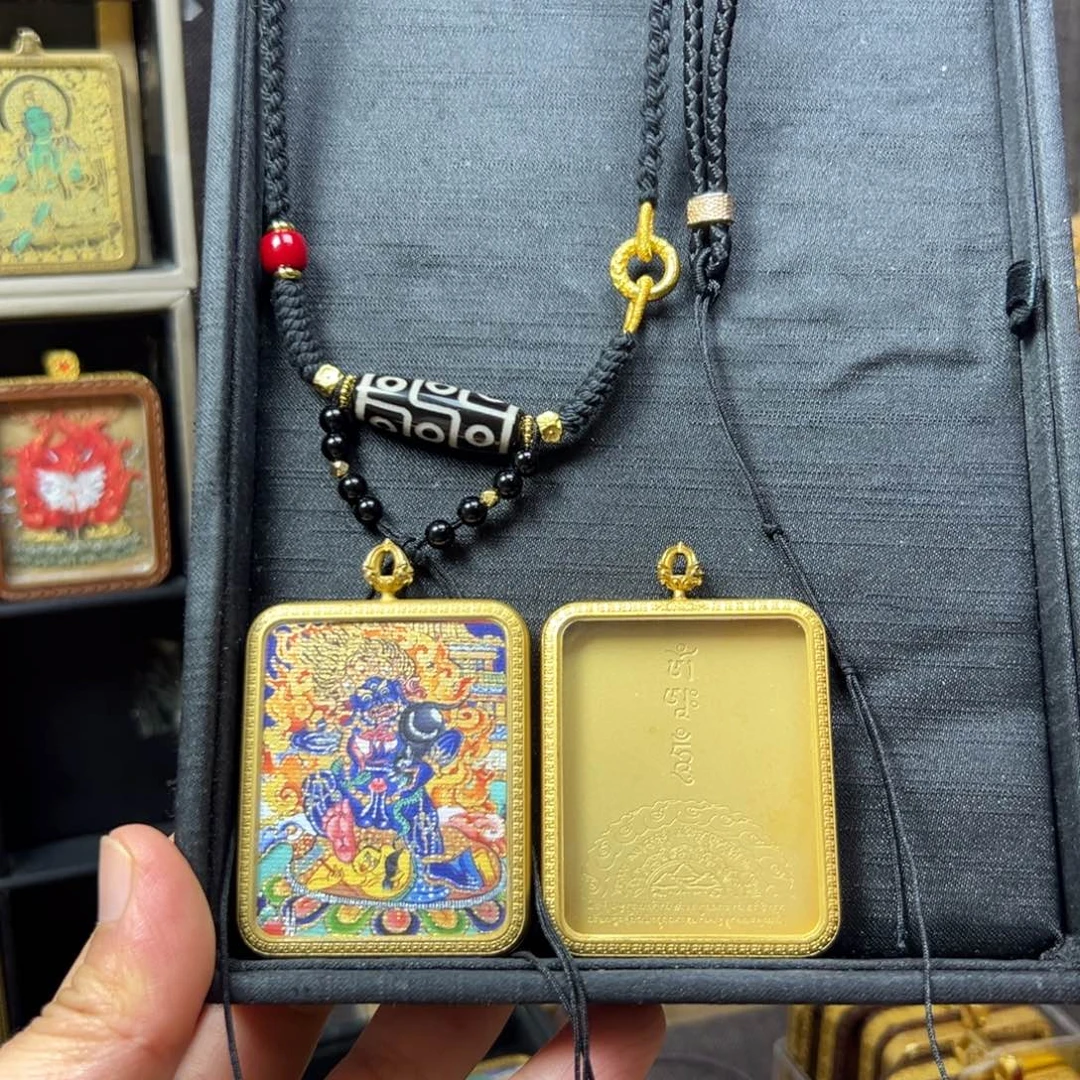 w***t吊坠美丽的风景名胜