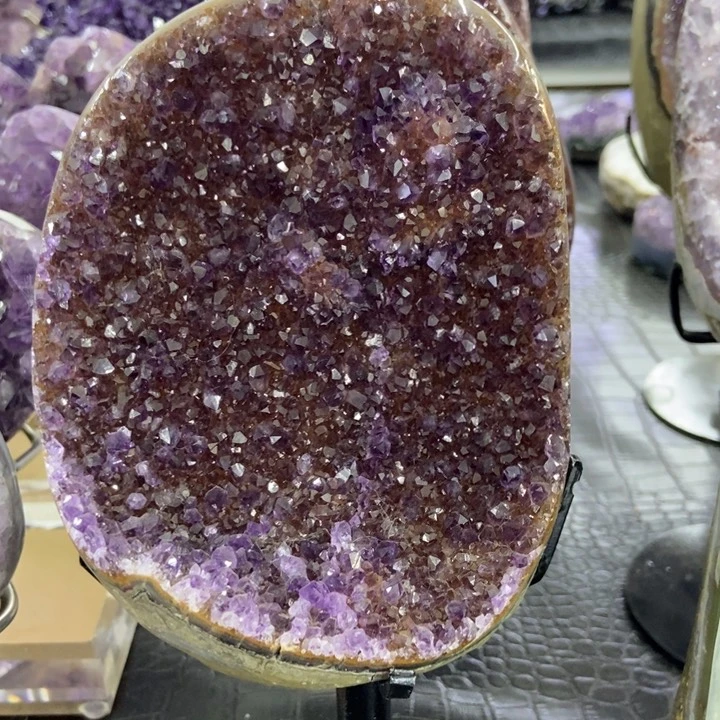 水晶珠宝半成品未镶嵌紫晶