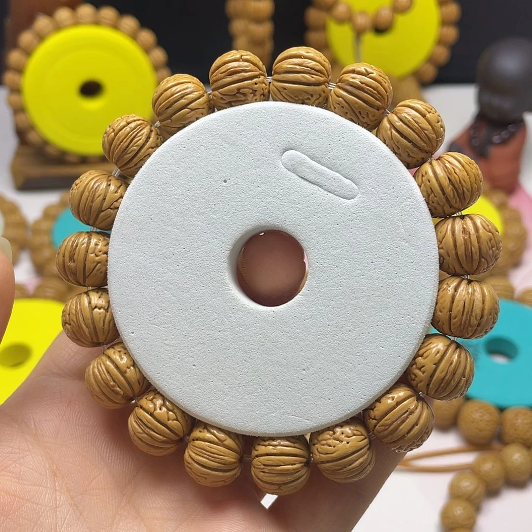 让***会桃核手串，桃核手串