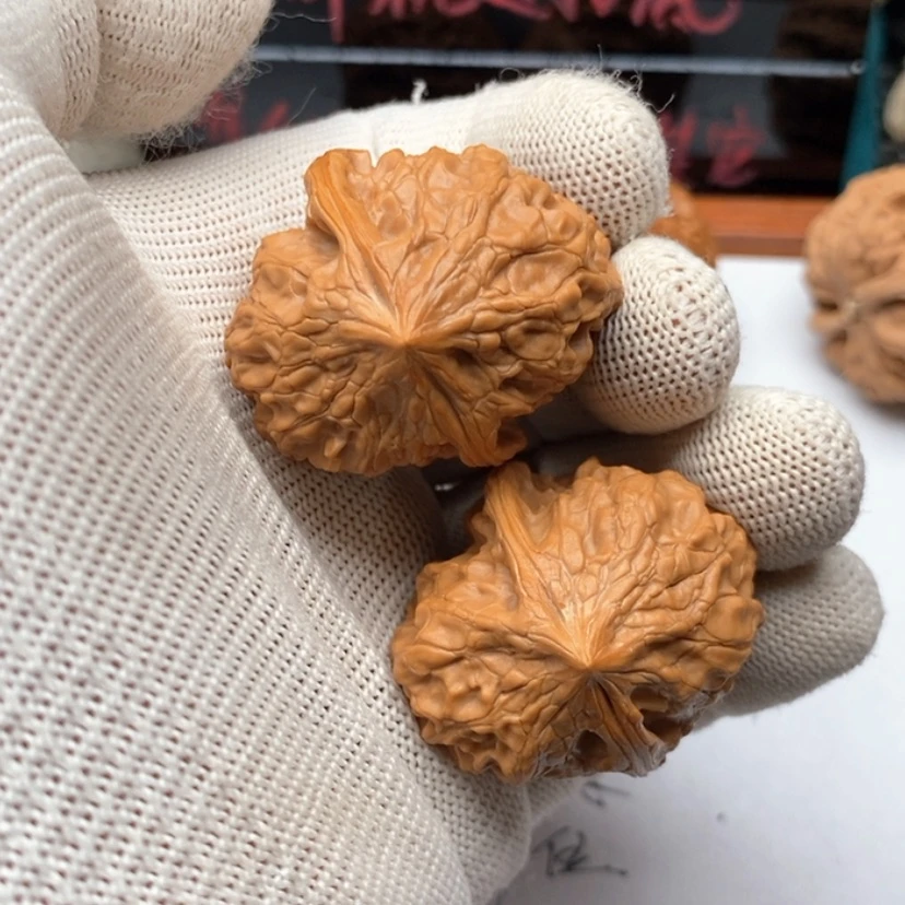 【闪购商品】文玩核桃把件85战戟