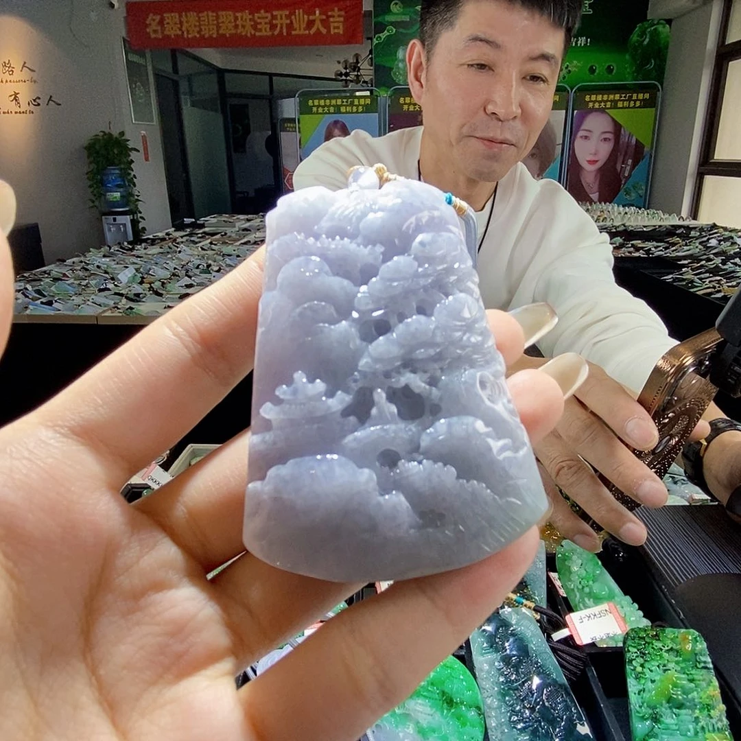 颈饰未镶嵌翡翠翡翠