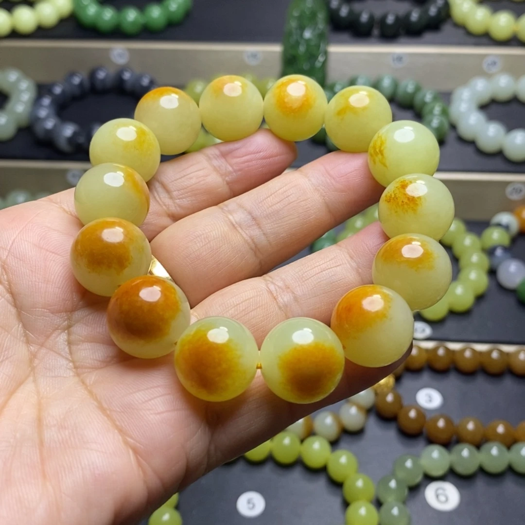 和田玉未镶嵌手串