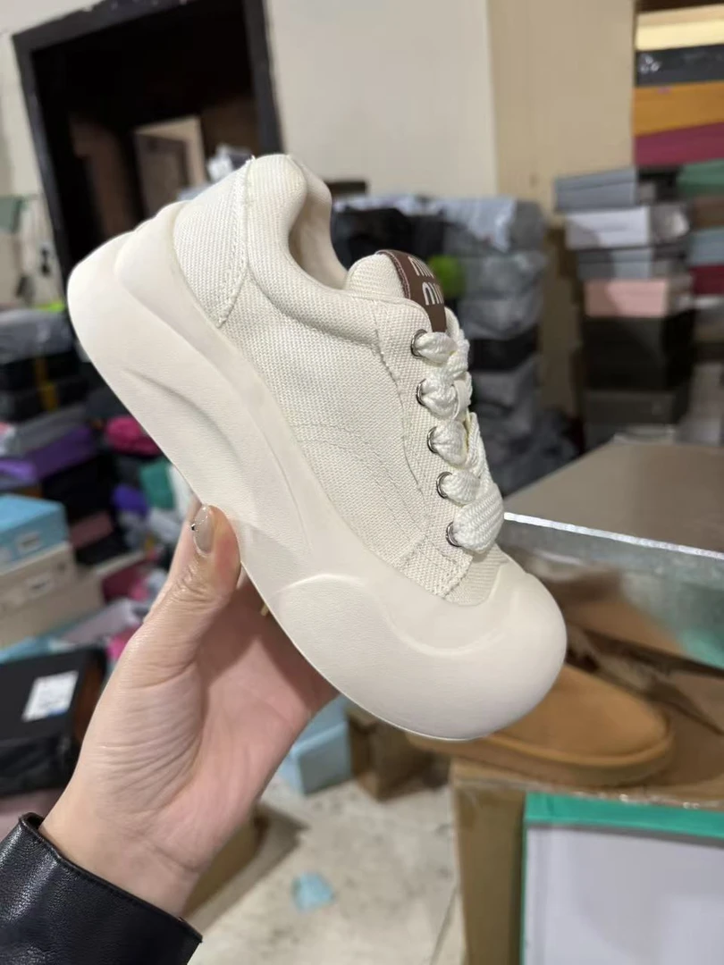 B-746 新款百搭舒适厚底休闲鞋272036