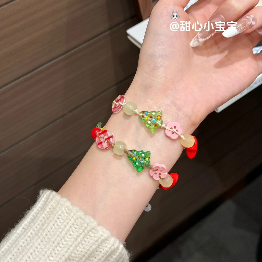 非金属树脂手链 圣诞节节日圣诞树手链纽扣编织手绳多巴胺