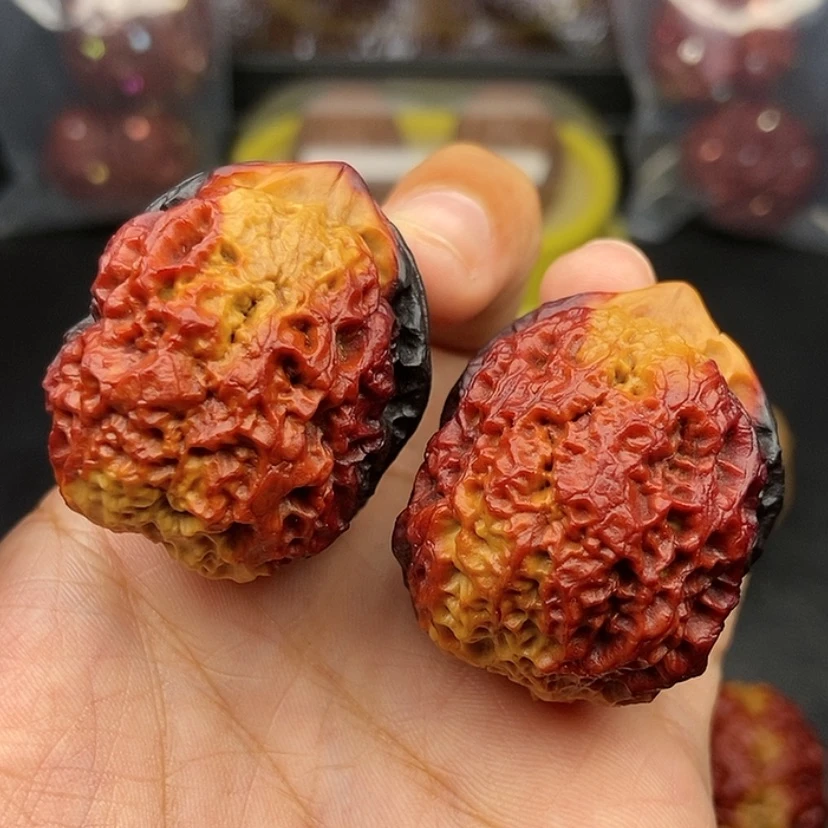 【闪购商品】把件文玩核桃37尺铁狮子球