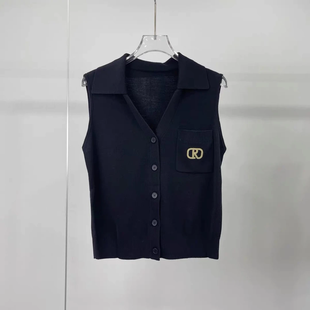 【娜可】女装经典百搭2025秋环球小衫