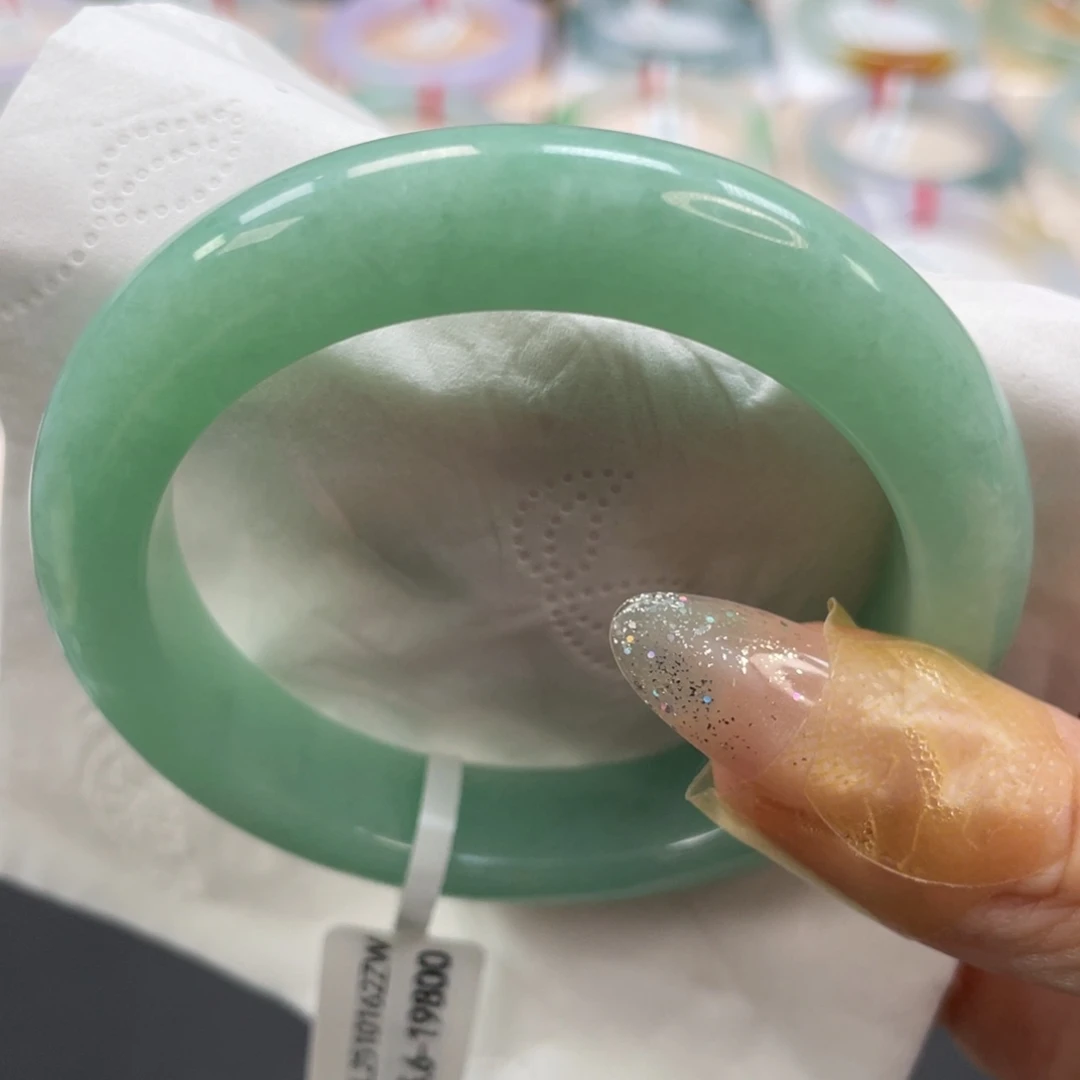 翡翠未镶嵌手镯55.6细糯化满圈果阳绿完美8号