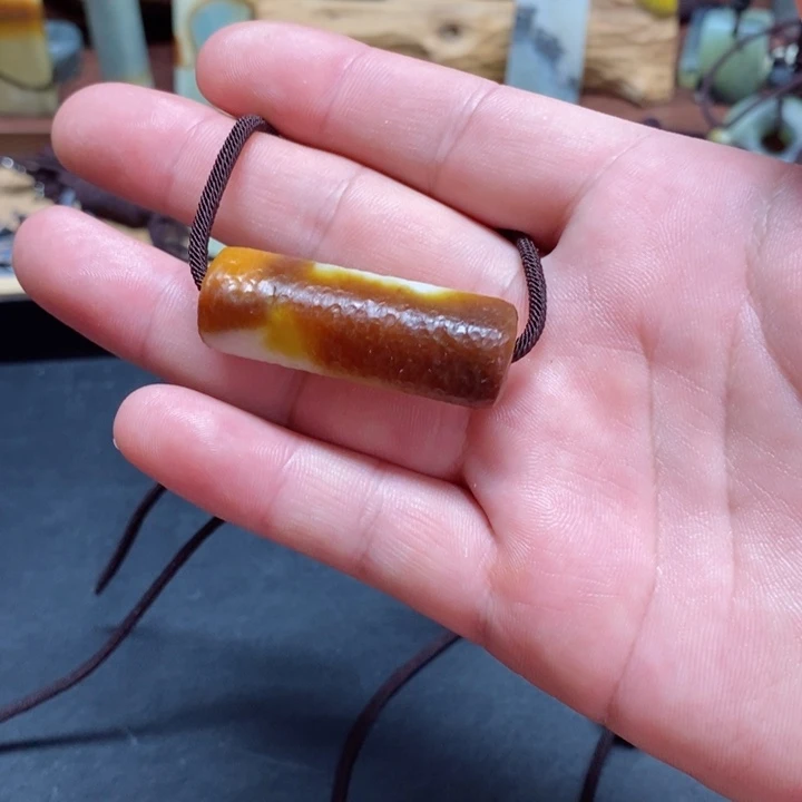 蛇纹石玉挂件未镶嵌妖*