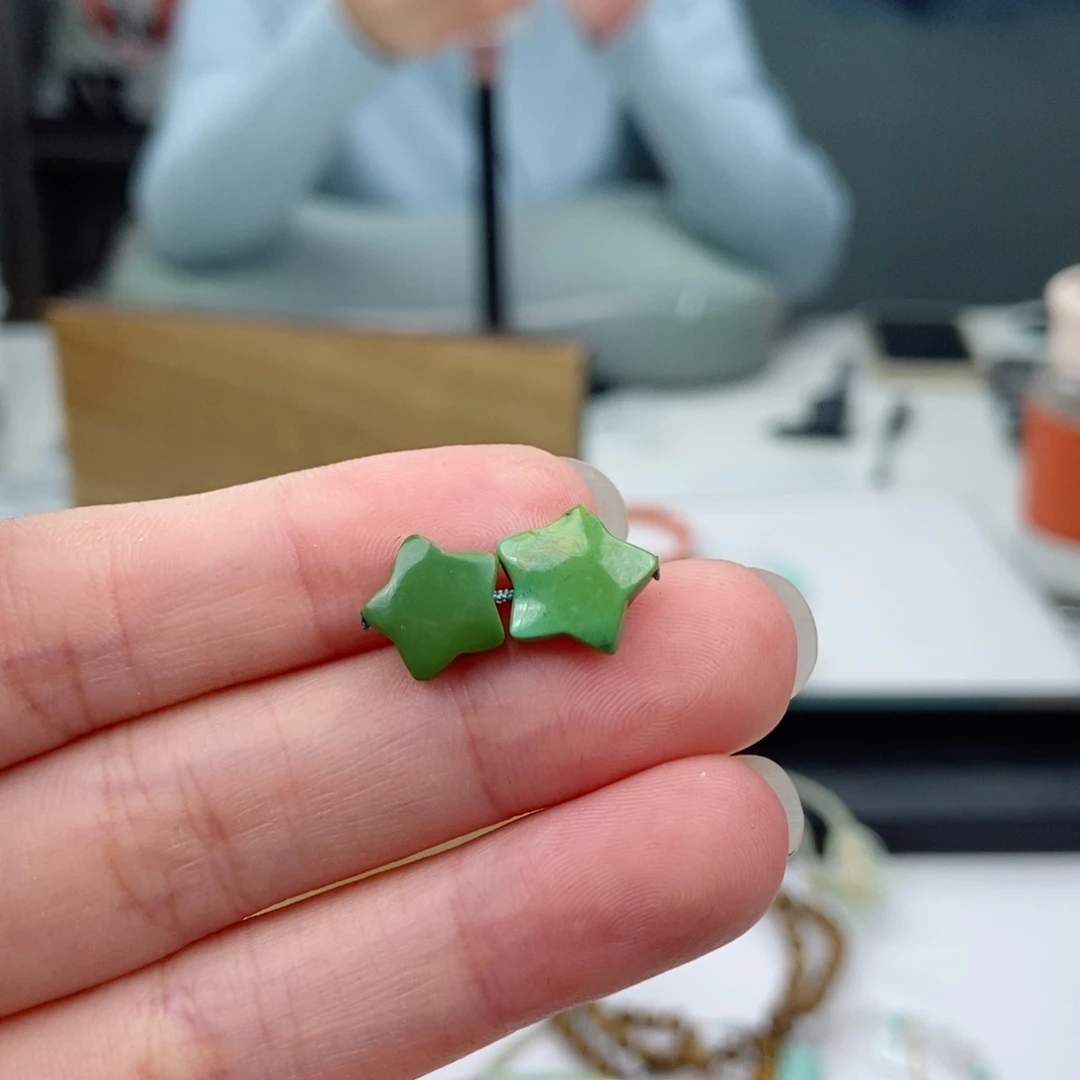 未镶嵌绿松石珠宝奇石