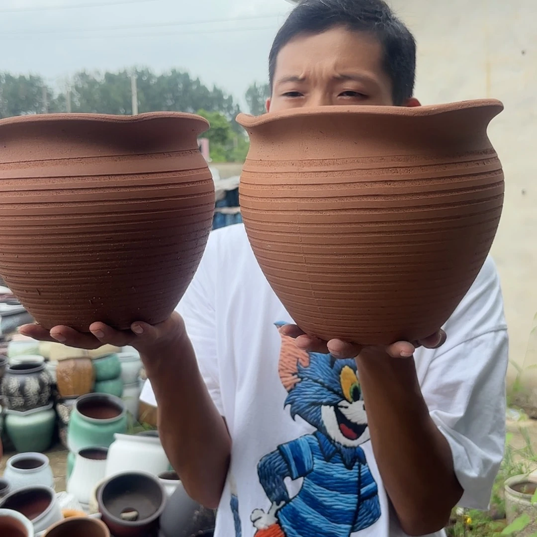 红陶两个口径20高度18