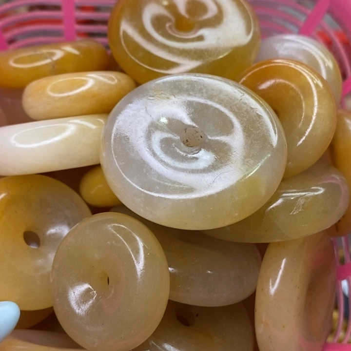 石英质玉手链未镶嵌金丝玉平安扣