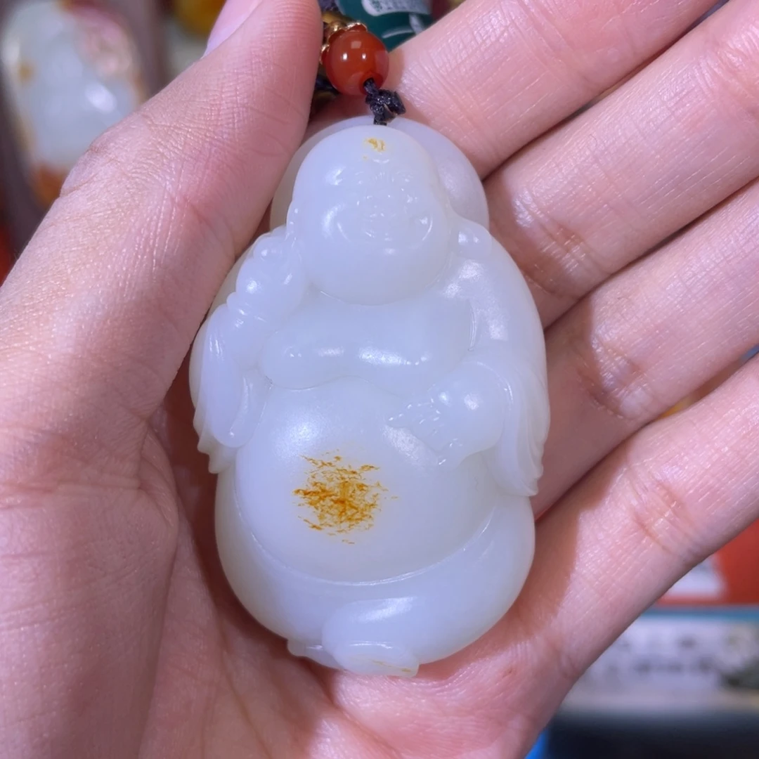问***山和田玉未镶嵌挂件