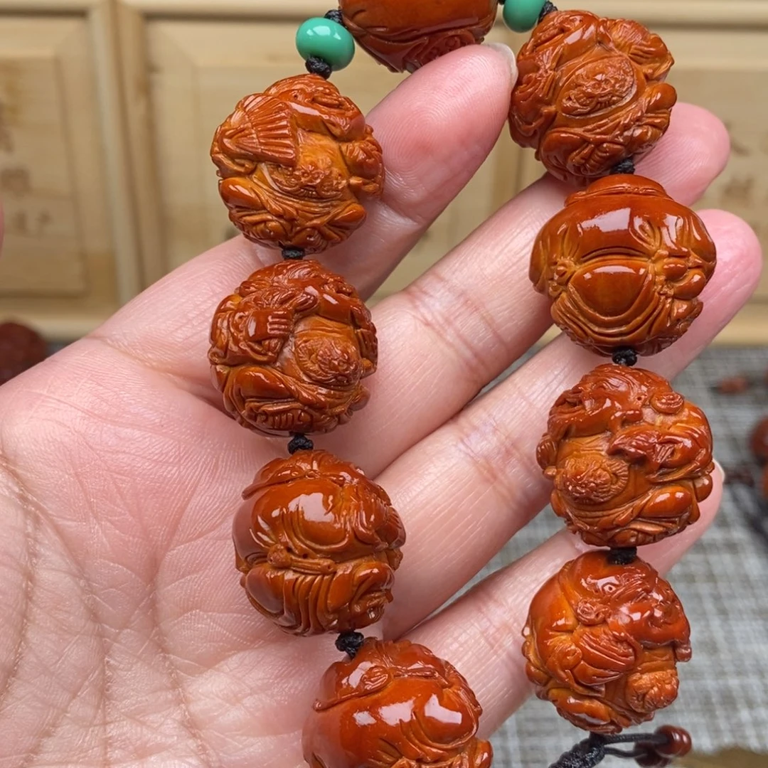 二***哥吊坠橄榄核财神23