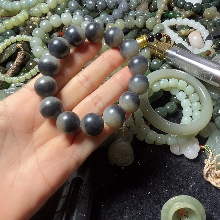 厚***Y和田玉未镶嵌手串16