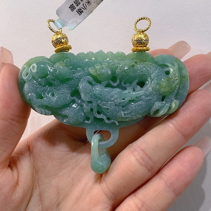 【闪购商品】翡翠未镶嵌颈饰吊坠