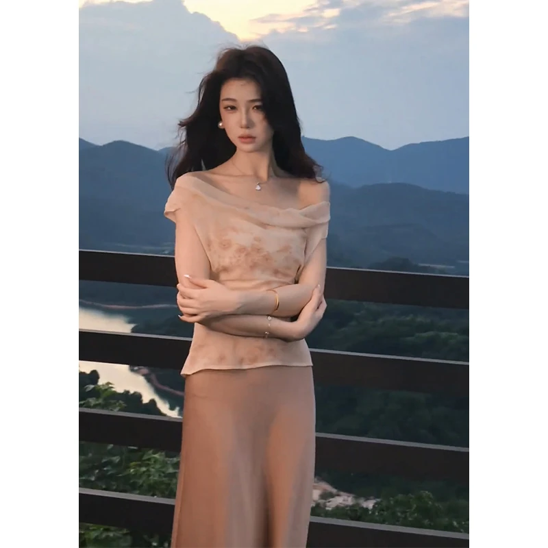 2025夏季新款女法式气质露肩系带碎花上衣百搭高腰显瘦A字半身裙