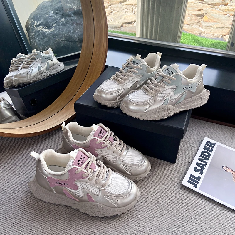 云合新款时尚休闲夏季春季透气轻便增高运动鞋网面女鞋休闲鞋百搭