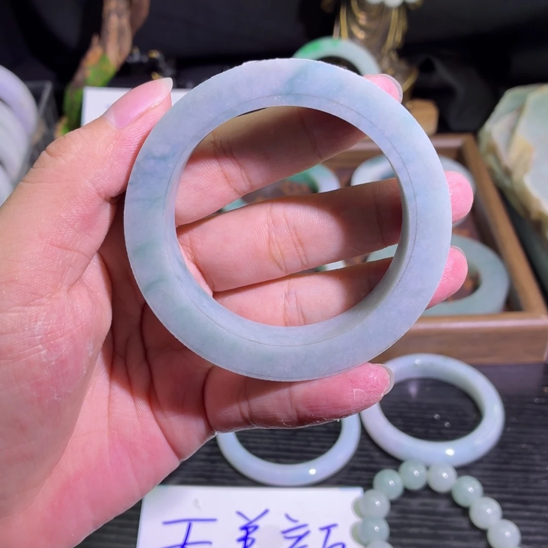 定制翡翠未镶嵌翡翠A货毛胚手镯定制