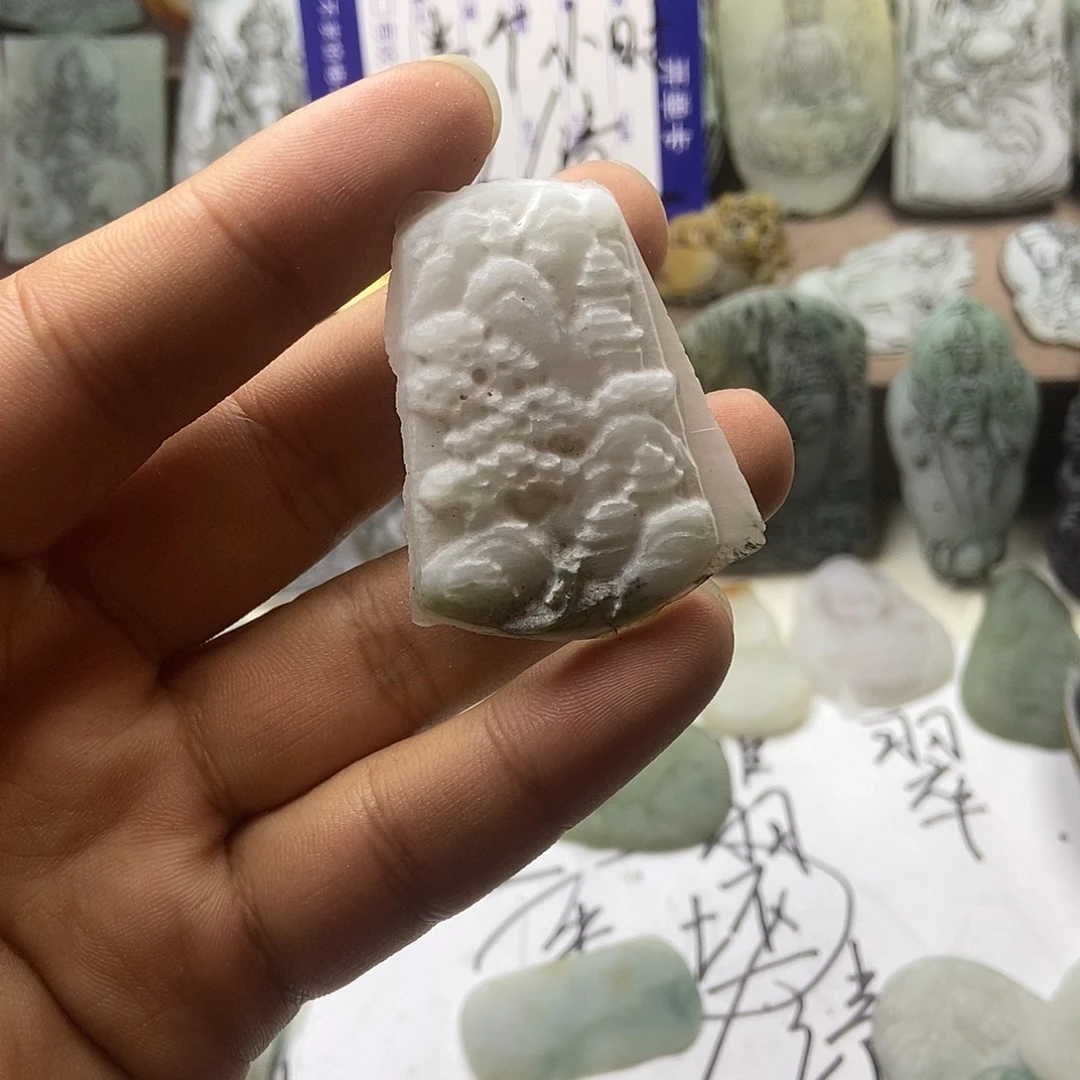 定制翡翠未镶嵌翡翠