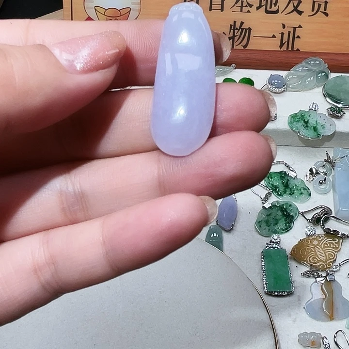 翡翠未镶嵌颈饰天然翡翠