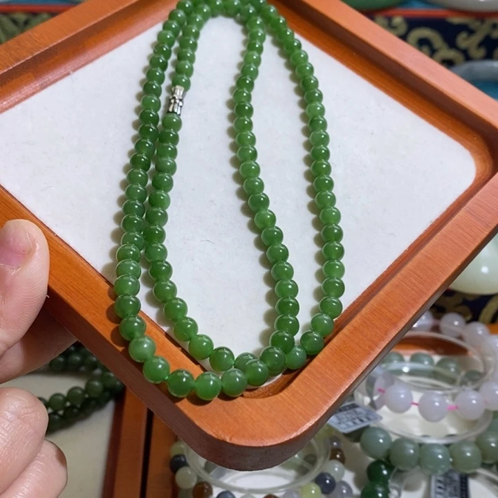 和田玉（碧玉）未镶嵌颈饰