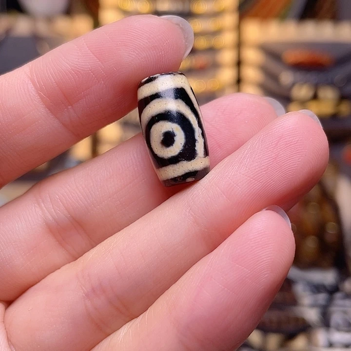 玛瑙/玉髓未镶嵌两眼天珠