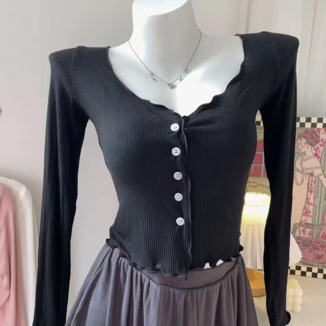 (小酥肉)大码舒适百搭纯欲纽扣打底衫6818