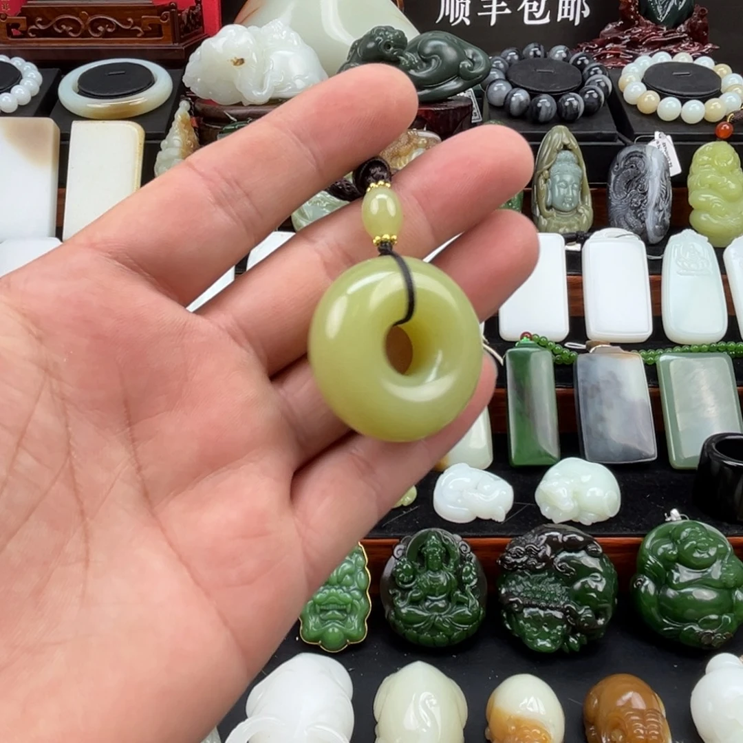 和田玉未镶嵌挂件