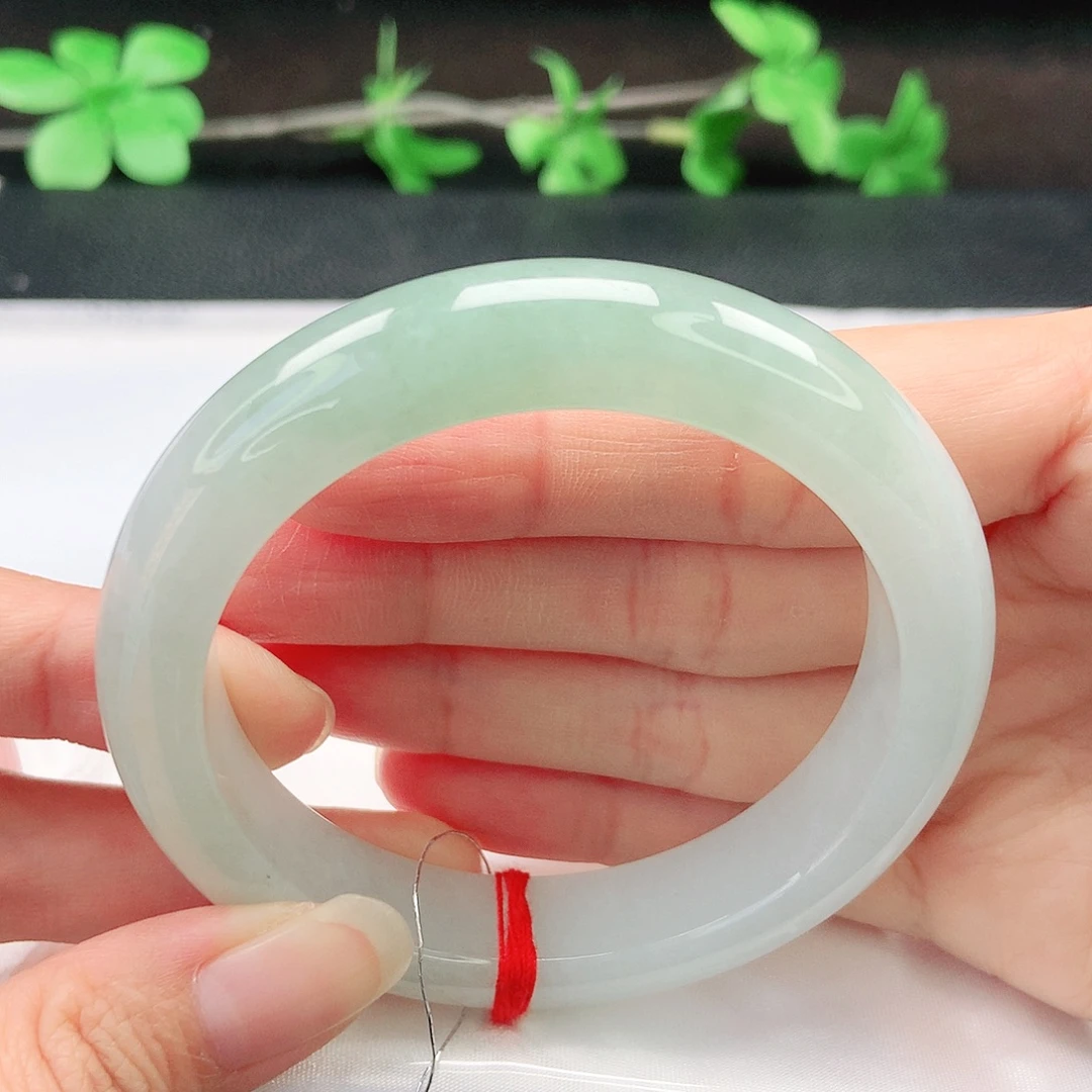 翡翠未镶嵌手镯57圈