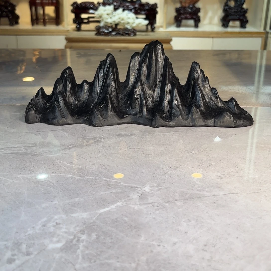 韩***伟灵璧石手工雕刻奇石摆件