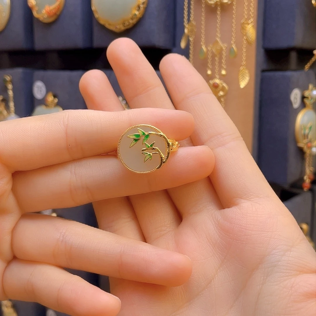 和田玉戒指银S925镀金镶嵌