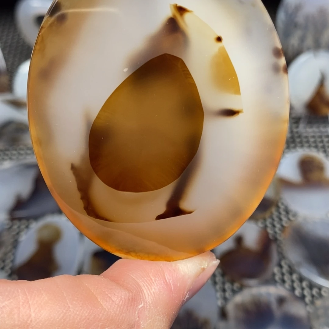 不***犟玛瑙/玉髓未镶嵌吊坠