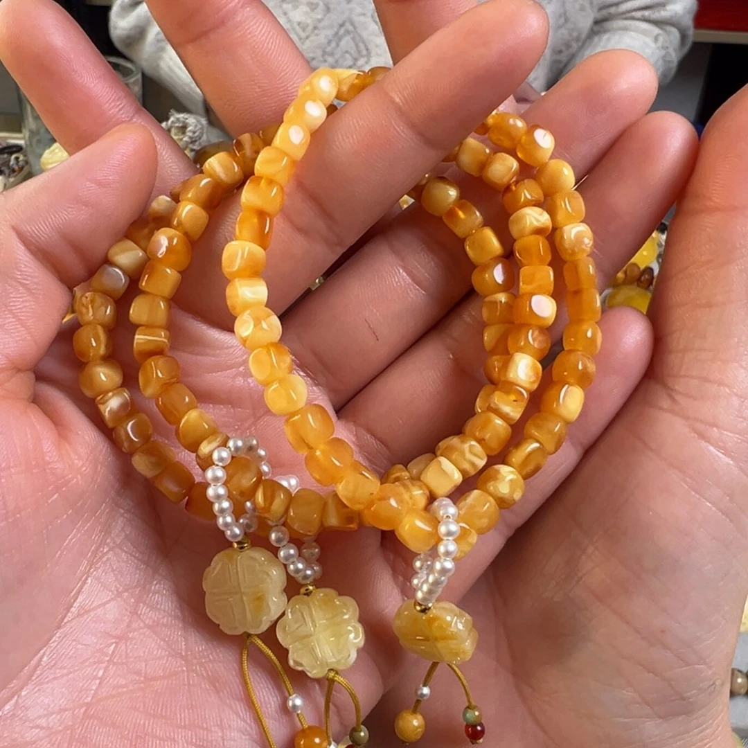 蜜蜡裸石未镶嵌多样性发一条